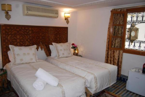 Room in BB - Riad Authentic Palace Spa - Al Bartal